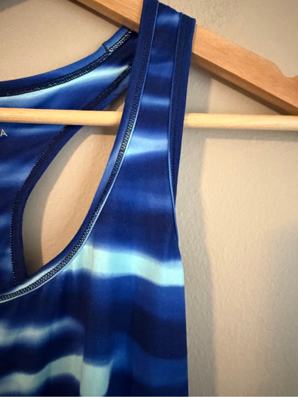 Athleta Racerback Tank size small - Picture 3 of 9
